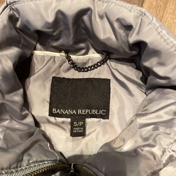Banana Republic winter vest - Picture 3 of 6